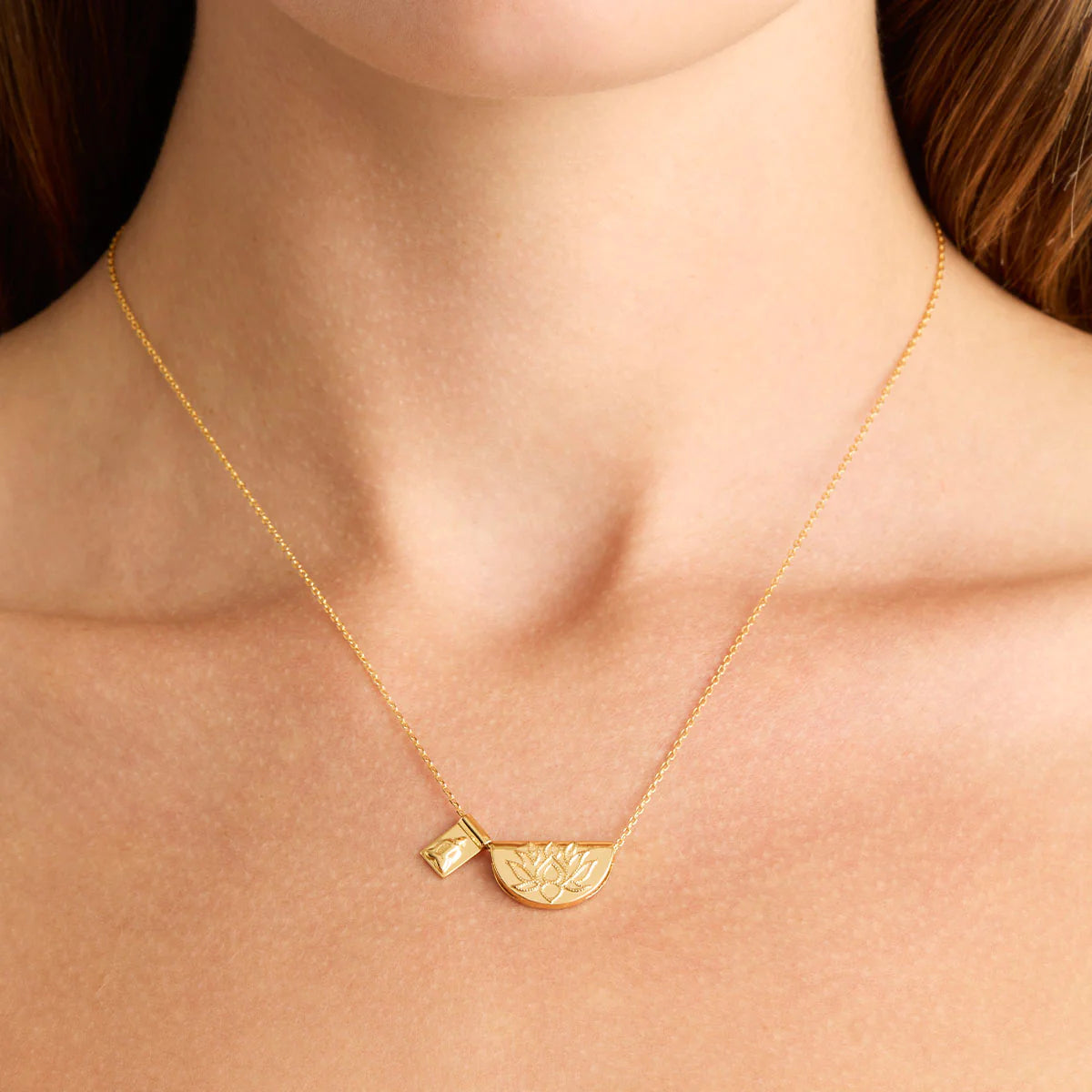 By Charlotte Lotus and Little Buddha Necklace Gold